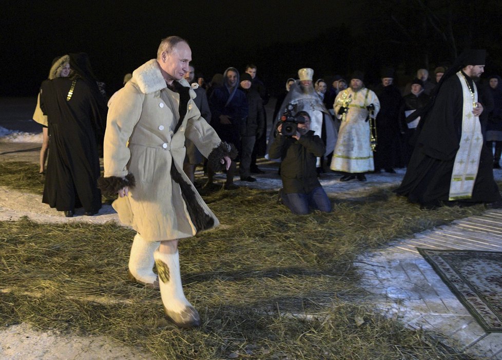 Vladimir Putin u tverského jezera Seliger