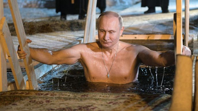 Vladimir Putin u tverského jezera Seliger.