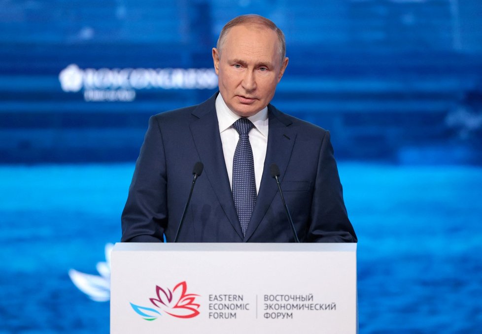 Ruský prezident Vladimir Putin na východním ekonomickém fóru (7. 9. 2022)