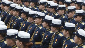 Rusko slaví výročí konce druhé světové války. Na Ruském náměstí v Moskvě se k příležitosti koná tradiční vojenská přehlídka (9.5. 2019)
