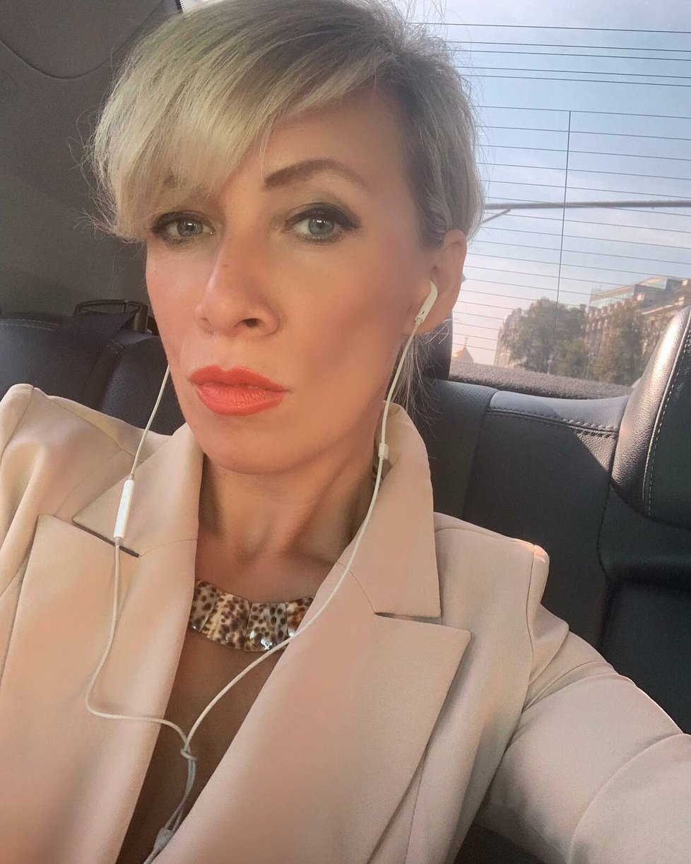 Marija Zacharovová se ráda předvádí na Instagramu.