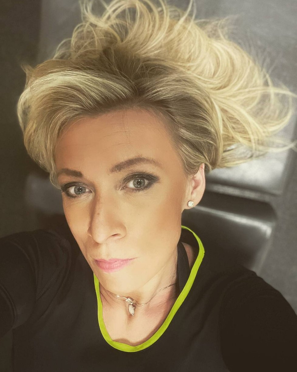 Marija Zacharovová se ráda předvádí na Instagramu.