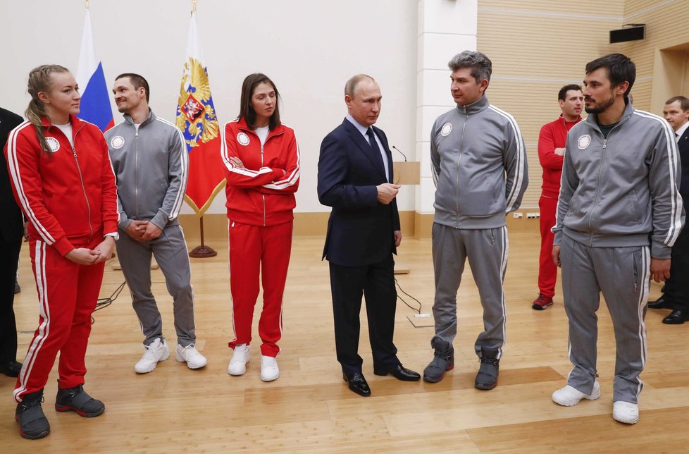 Prezident Vladimir Putin a ruští sportovci.