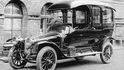 Kromě automobilů Delaunay-Belleville si carská rodina pořídila také vozy jiných značek. V garážích přibyly Mercedesy, modely Rolls-Royce, stejně jako několik vozů domácí firmy Russo-Balt (na snímku).