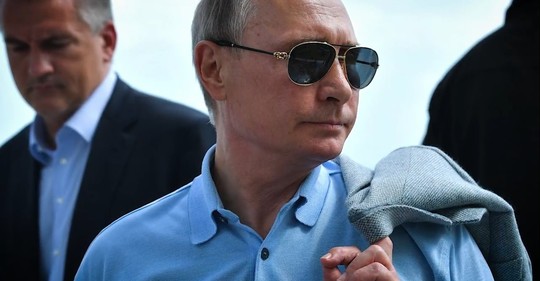 Ruský prezident Vladimir Putin slaví sedmdesát let. Jaká je pravá tvář diktátora?