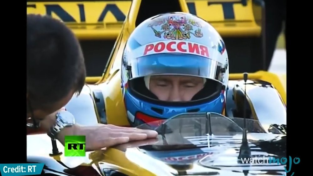 Formule 1 jezdí na Vladimira Putina příliš pomalu.