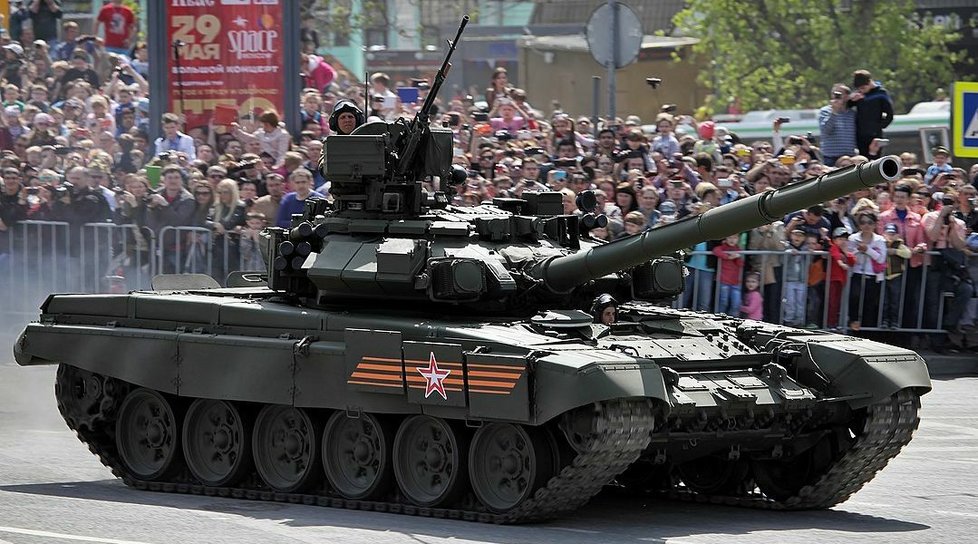 Ruský tank T-90.