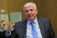 „Ekonomika se naučila s covidem fungovat.“ Šéf ČNB Rusnok o vlivu dalšího zpřísnění opatření