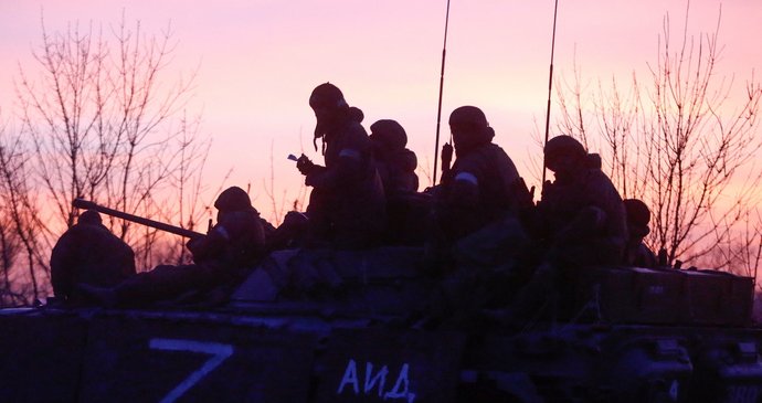 Ruská okupační armáda u ukrajinského Mariupolu (28. 3. 2022)