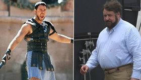 Tohle že je Gladiátor? Herec Russell Crowe je k nerozeznání: Panděro a cigárko v puse!