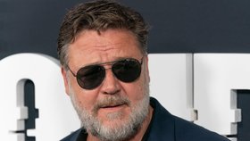 Russell Crowe se stal první oznámenou hvězdou KVIFF 2023.