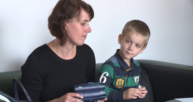 Matěj (6) má poruchu růstu. Až do 18 let si musí píchat speciální hormon 