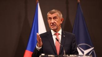Hodnotově prázdný Babiš ve vleku pročínské lobby. Vláda po Pavlovi zakázala let i Vystrčilovi Hodnotově prázdný Babiš ve vleku pročínské lobby. Vláda po Pavlovi zakázala let i Vystrčilovi