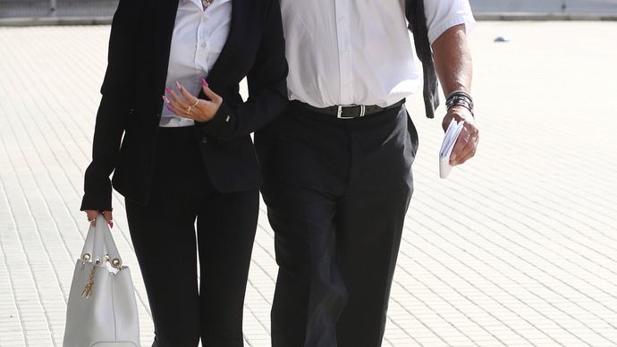 Vladimír Růžička s milenkou Marií od soudu odešel. Líčení pokračuje bez něho, odmítl vypovídat.