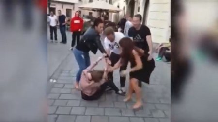 Dvojice dívek se poprala v centru Bratislavy