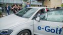 Volkswagen a Siemens v roce 2019 rozjely ve Rwandě projekt na testování rozvoje elektromobility.