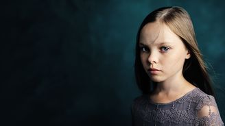 Potřebují děti psychiatra? Úzkosti, deprese a sebepoškozování jako průvodní znaky covidové éry