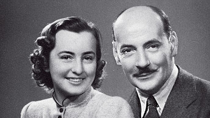 Svatbě s bývalou královnou krásy „méněcenné rasy“, Češkou Miladou Klazarovou, nezabránil ani zuřící Heydrich. Gestapo alespoň prohledalo nevěstin dejvický byt.