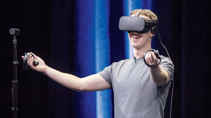 Sice to nevidíte, ale Mark Zuckerberg má v každé ruce jeden virtuální mozek uživatelů Facebooku