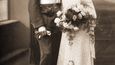 „Slečno, já nemám zájem o dlouhou známost. Chcete si mě vzít?“ řekl Josef Mašín hned na první schůzce Zdeně Novákové. Svatba proběhla brzy poté, ještě v roce 1929.