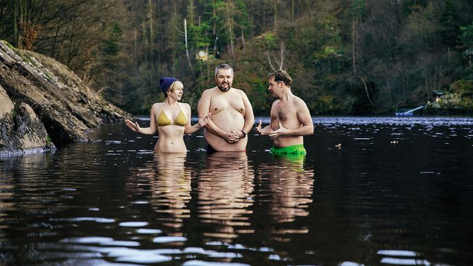 Česká otužilecká republika: Česko zachvátila vlna otužování a plavání v ledové vodě