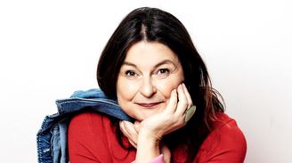 Radka Denemarková: Jak mám oddělovat politiku a literaturu v době, kdy celá Evropa hnědne? Radka Denemarková: Jak mám oddělovat politiku a literaturu v době, kdy celá Evropa hnědne?