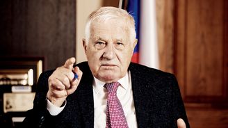Naivita Václava Klause: Velebí Trumpa a nevidí Putina a Rusko jako hrozbu Naivita Václava Klause: Velebí Trumpa a nevidí Putina a Rusko jako hrozbu