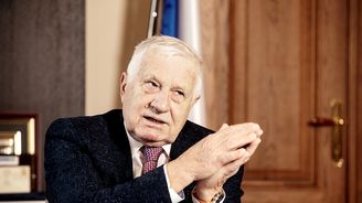Bohumil Pečinka: Václav Klaus ve své současnosti vychází jako užitečný idiot a potápí svůj vlastní odkaz
