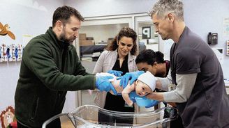 Urgent: Nejlepší seriál loňského roku přichází s druhou řadou... a s kritikou Trumpovy administrativy Urgent: Nejlepší seriál loňského roku přichází s druhou řadou... a s kritikou Trumpovy administrativy