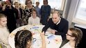 Finskou základku navštívil nedávno i britský princ William; ví, že jeho země má v kvalitě základního vzdělávání hodně co dohánět