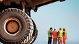 Největší pneumatiky na skutečných strojích jsou obvykle vysoké přes čtyři metry a váží okolo pěti tun a každá taková pneumatika stojí několik miliónů