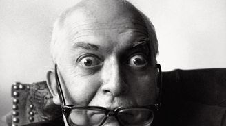 Friedrich Dürrenmatt: Švýcarský dramatik a spisovatel, který podporoval české disidenty Friedrich Dürrenmatt: Švýcarský dramatik a spisovatel, který podporoval české disidenty