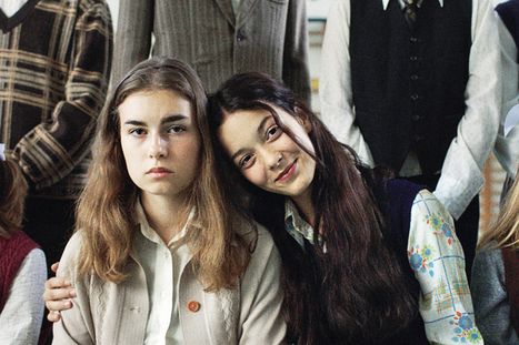 Obrázek: Uletět za sebou. Silný debut Martina Gondy zasazuje univerzální příběhy do rusínské vsi ustupující přehradě