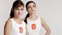 Herečky se lvíčkem na prsou:  Judit Bárdos (vlevo)a Eva Josefíková, hlavní protagonistky nového filmu Andrey Sedláčkové Fair Play