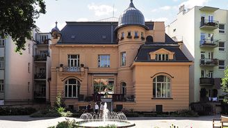 Never more majitelům vily Augusta Löw-Beera, která se jim rozpadá pod rukama a ztrácí před očima Never more majitelům vily Augusta Löw-Beera, která se jim rozpadá pod rukama a ztrácí před očima