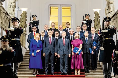 Obrázek: Jiří Sezemský: K Moskvě čelem, ke spojencům zády. Vláda chce otupit boj proti hybridním hrozbám