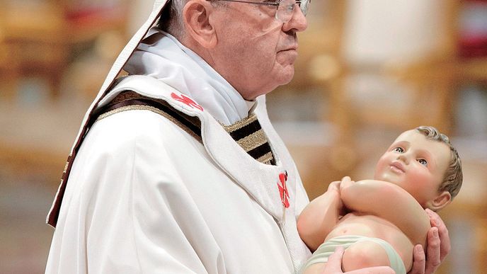 Kdo jsem já, abych soudil homosexuály? Papež František je první z pontifiků, který otevřeně hovoří o homosexuálech v církvi  