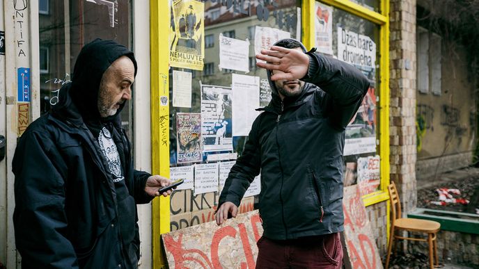 Anarchisté zákony pohrdají. Jakmile se jim to hodí, umějí je však využít.