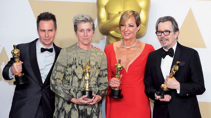 Herečtí vítězové letošních Oscarů: zprava Gary Oldman, Allison Janneyová, Frances McDormandová a Sam Rockwell