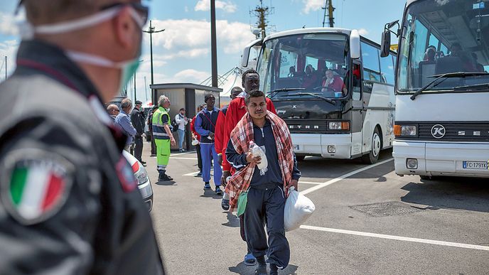 Staré uprchlické kvóty jsou zrušené. Ať žijí nové uprchlické kvóty!