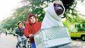 E.T. – Mimozemšťan: rodinný film „ukazuje dospělé jako nepřátele dětí“, napsali skandinávští (!) cenzoři a povolili ho jen starším dětem