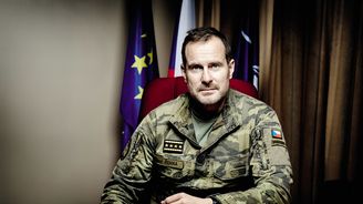 Kandidatura Karla Řehky do Senátu budí pozdvižení. Ministr Zůna ho kritizuje, konkurenti haní i chválí Kandidatura Karla Řehky do Senátu budí pozdvižení. Ministr Zůna ho kritizuje, konkurenti haní i chválí