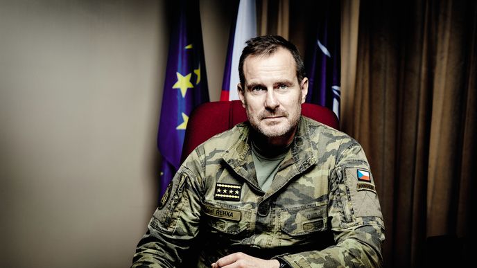 Generál Řehka: „Ukrajina nám kupuje čas. Bez investic armáda nebude bojeschopná.“ Generál Řehka: „Ukrajina nám kupuje čas. Bez investic armáda nebude bojeschopná.“