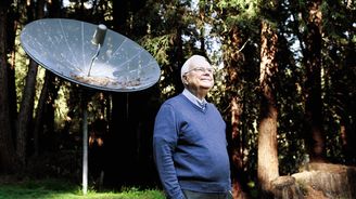 Kde, sakra, všichni jsou?! Fyzik Enrico Fermi přišel s otázkou, proč o sobě mimozemšťané ještě nedali vědět Kde, sakra, všichni jsou?! Fyzik Enrico Fermi přišel s otázkou, proč o sobě mimozemšťané ještě nedali vědět