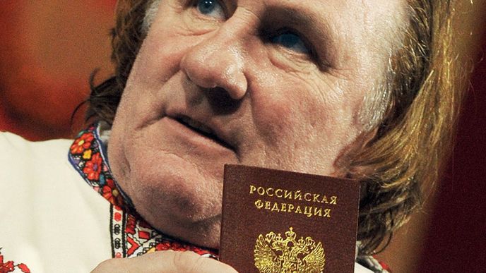 Gérard Depardieu a jeho ruský pas