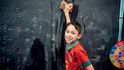 Místní škola pro bezmála 270 dětí je už dvě dekády čistě romská.