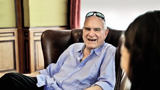 Harvey Weinstein se rozhodl ukázat nám, kdo je tady šéf. A my necouvli ani o píď, vzpomíná Paul Zaentz Harvey Weinstein se rozhodl ukázat nám, kdo je tady šéf. A my necouvli ani o píď, vzpomíná Paul Zaentz