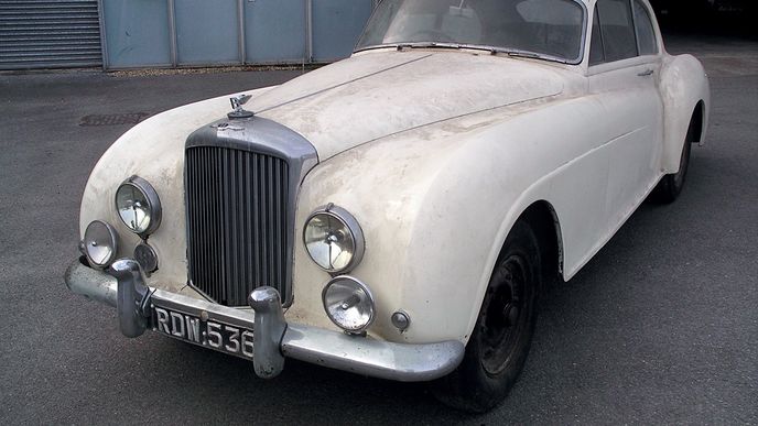R. D. Weatherall:  Bentley R-Type Continental  Fastback 
