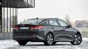 Zavazadelník o objemu 510 litrů postačí, Volkswagen Passat ovšem nabídne ještě o 76 l větší přepravní kapacitu 