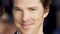 Benedict Cumberbatch Má čas, v Sherlockovi si dal pauzu. Výhodou je, že by film zakoupila BBC, nevýhodou, že si herec chtěl dát do smlouvy, že Vendulku Utěšitelku musí hrát Martin Freeman. 
